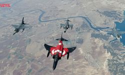 Asenalar Filo Havada Yakıt İkmaliyle Gövde Gösterisi Yaptı
