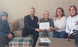 AK Parti Mezitli Teşkilatı Vatandaşla Buluştu