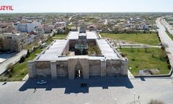 Sultanhanı Kervansarayı Tarihe Işık Tutuyor