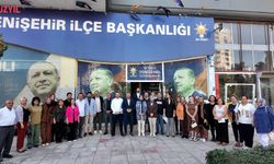Yenişehir AK Parti’den Hane Ziyaretleri