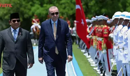 Erdoğan, Cumhur Başkanı Subianto Tarafından  Karşılandı.