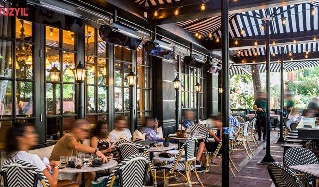 Ticaret Bakanlığından Restoran ve Kafeler İçin Uyarı: “Fiyat listesinde olmayan ürün ve hizmet için ücret talep edilemez