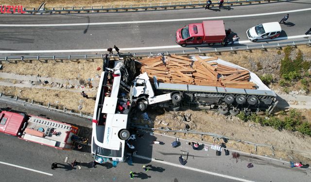 Manisa’da Feci Kaza: 11 Ölü, 26 Yaralı