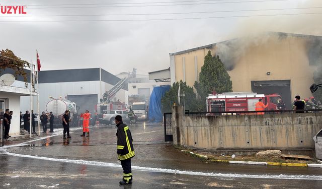 Mersin’de Tütün Fabrikasında Yangın
