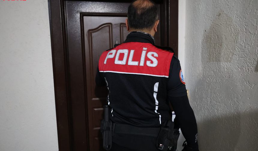 Mersin’de Asayiş Uygulamalarında 89 Aranan Şahıs Yakalandı