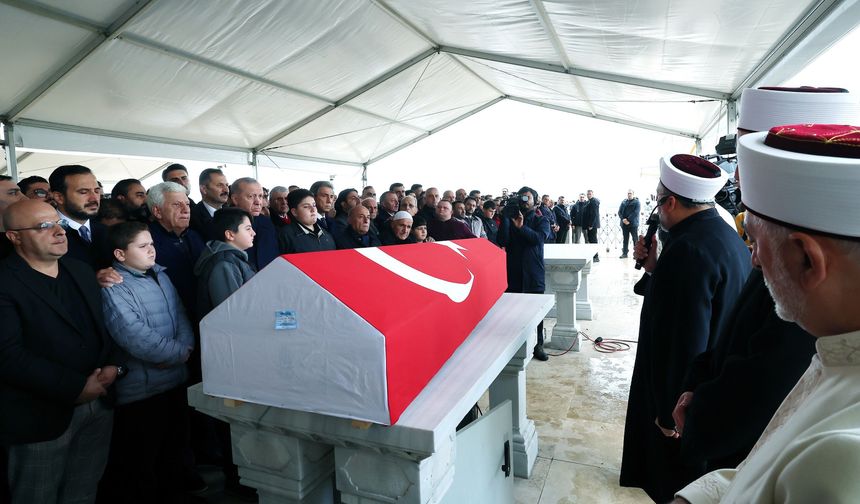 Dündar Ziya Gültekin Son Yolculuğuna Uğurlandı